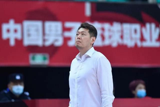 亚洲成人欧美自拍